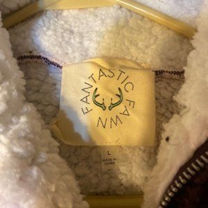Fantastic Fawn 1/4 zipper pull over (L) Sherpa Fleece